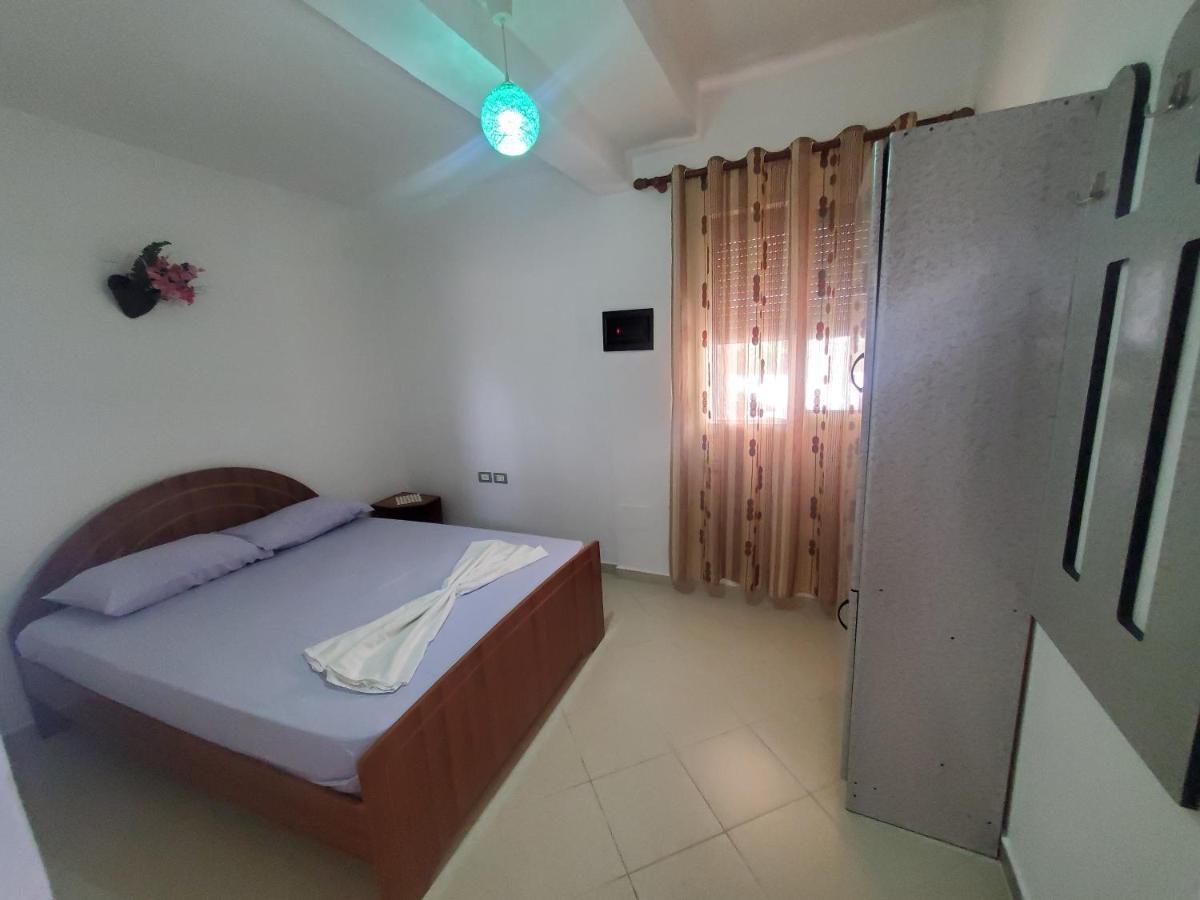 Guest House Vlorë Екстериор снимка