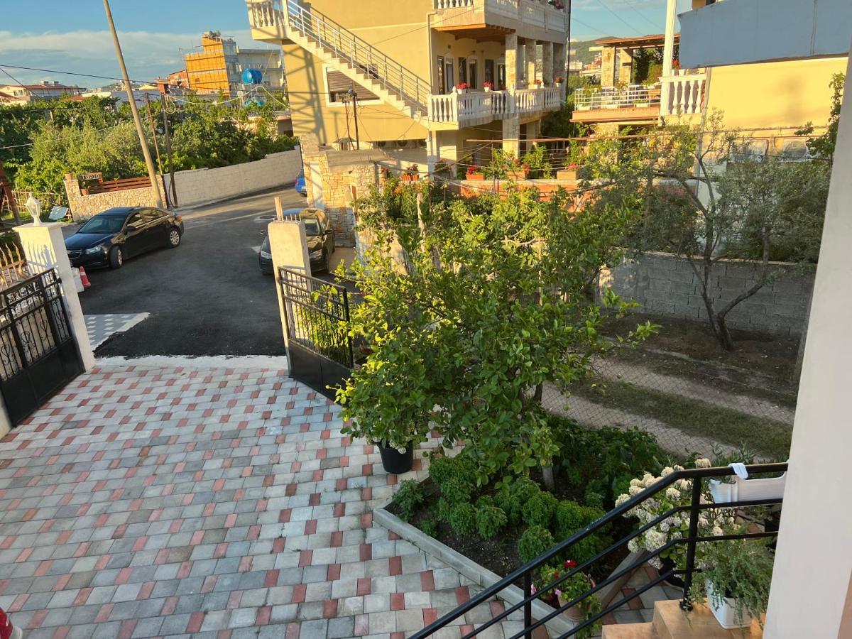 Guest House Vlorë Екстериор снимка