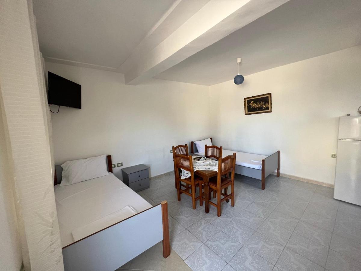 Guest House Vlorë Екстериор снимка